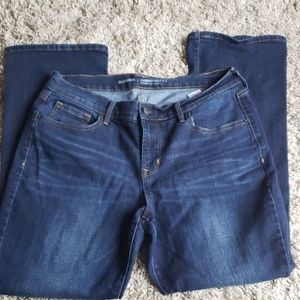 Old navy curvy profile jeans -short